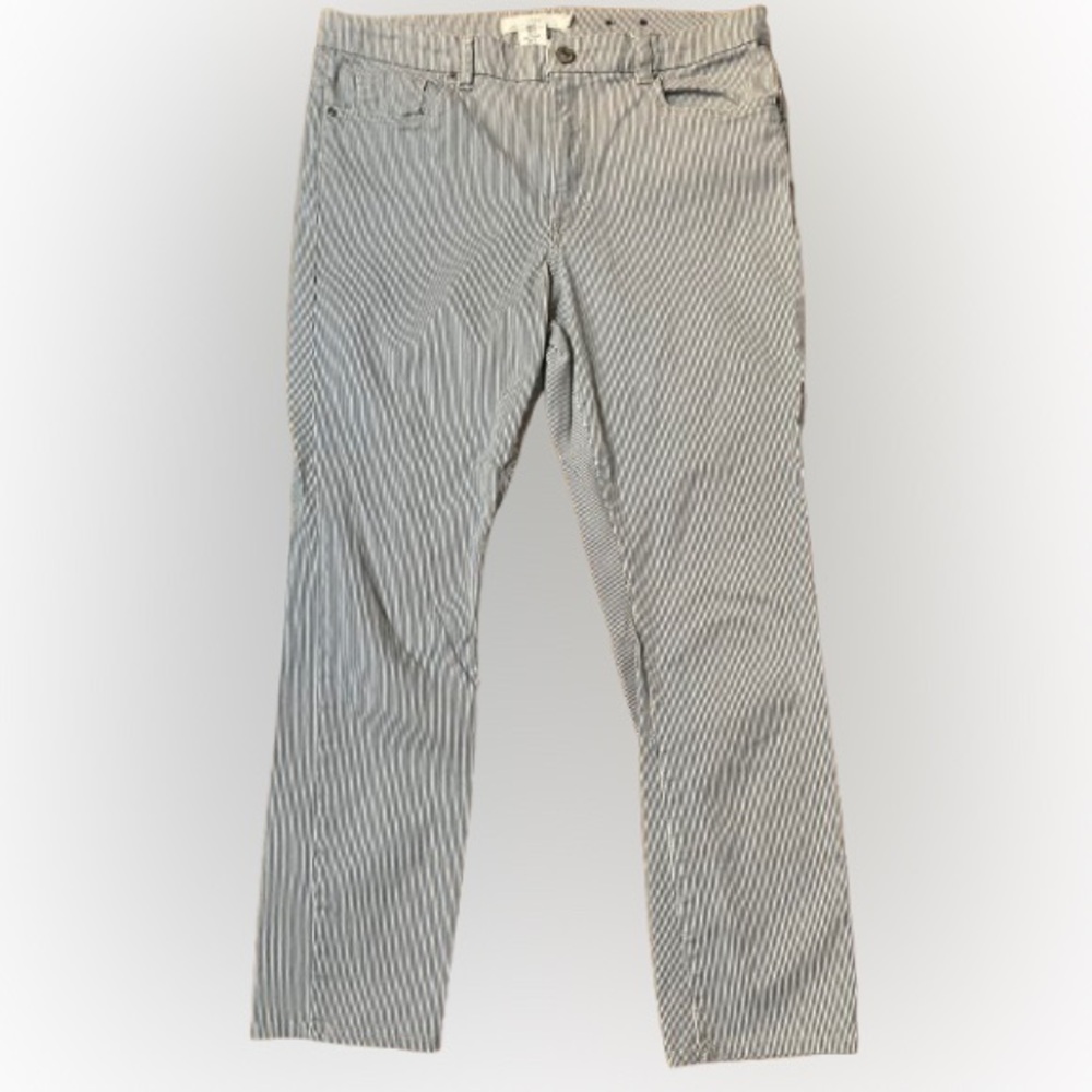 H&M L.O.G.G. Blue and White Striped Jeans Size 14